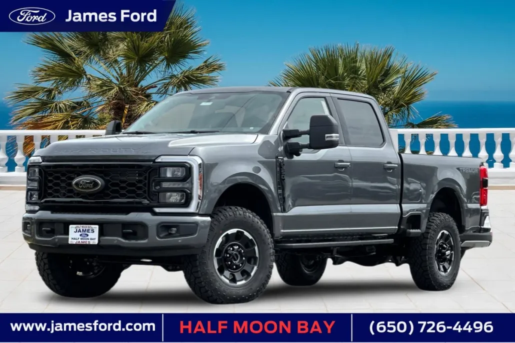 2025 Ford F-350 Lariat photo 1