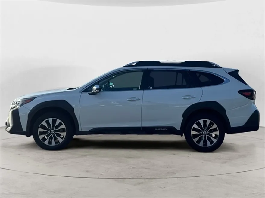 2024 Subaru Outback Touring XT photo 1