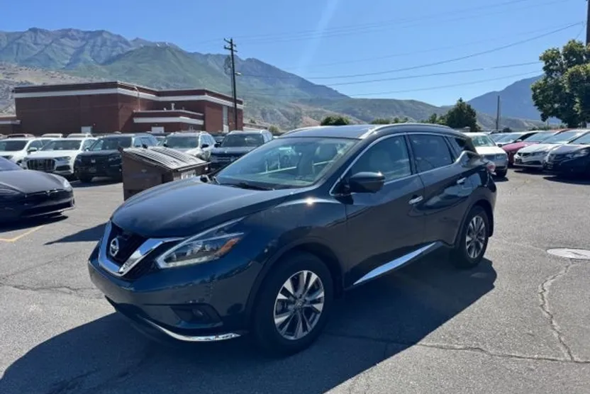 2018 Nissan Murano SL photo 1