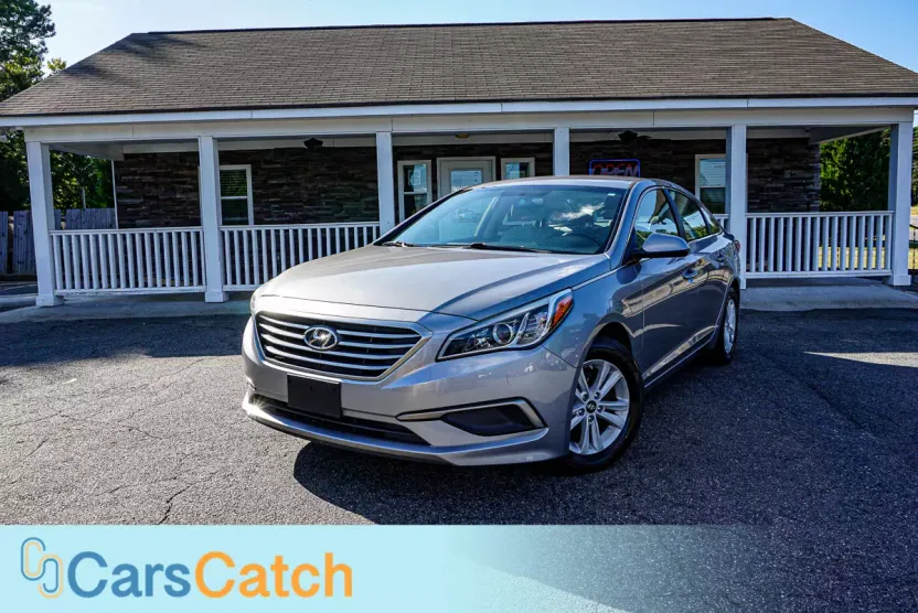 2017 Hyundai Sonata photo 1