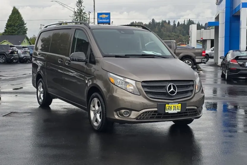 2016 Mercedes Benz Metris photo 1