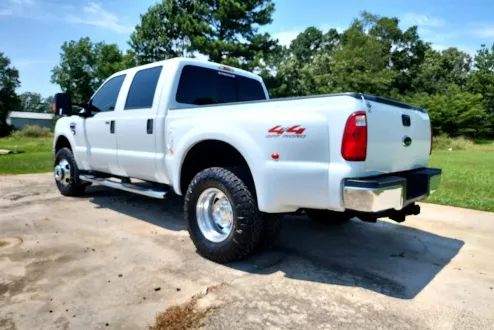 2008 Ford F-350 Lariat photo 2