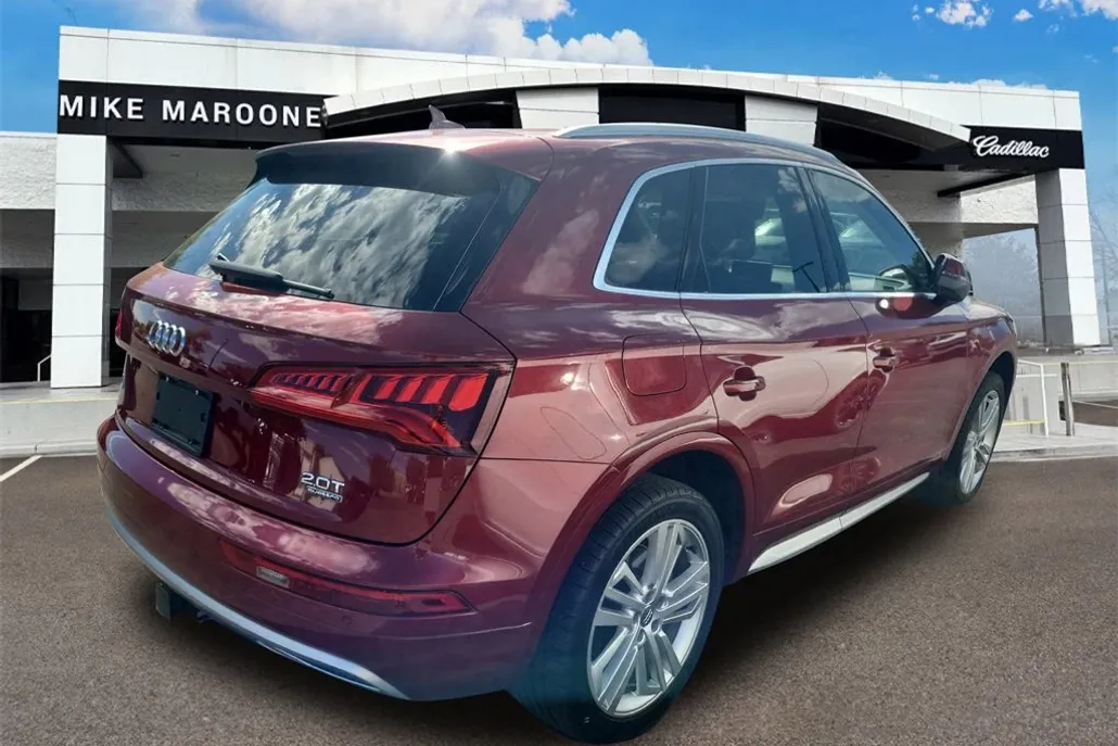 2018 Audi Q5 2.0T Prestige photo 1