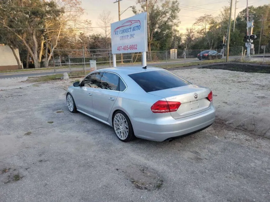 2014 Volkswagen Passat S photo 1