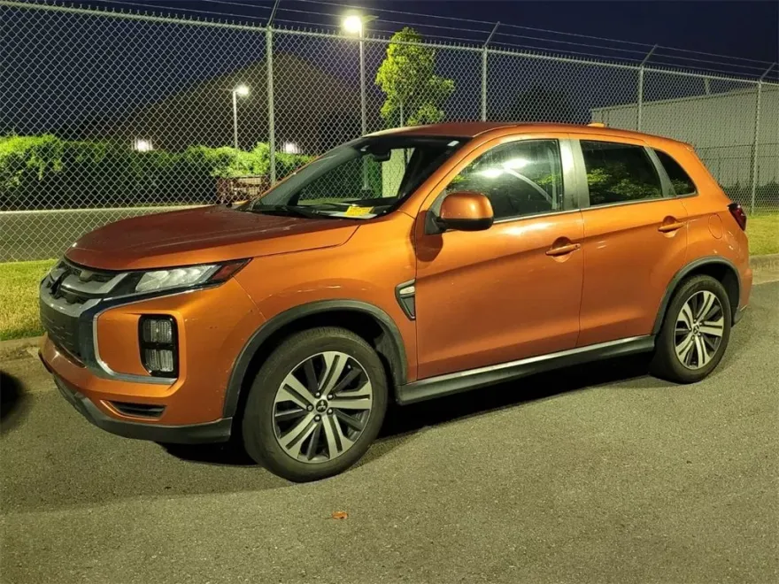 2020 Mitsubishi Outlander Sport ES photo 1