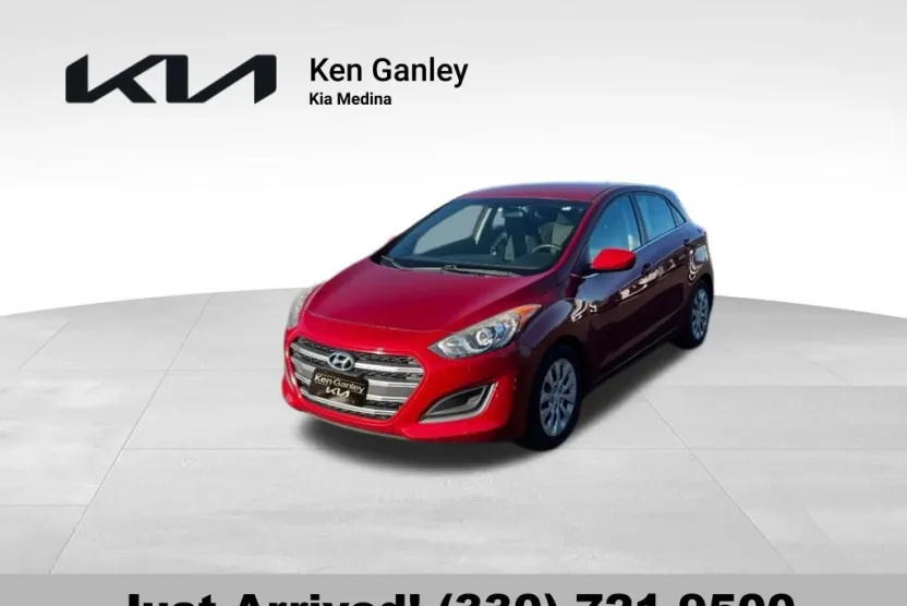 2016 Hyundai Elantra GT Base photo 1