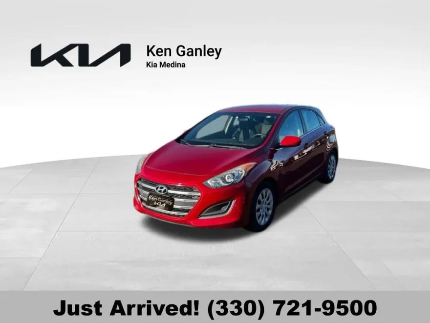 2016 Hyundai Elantra GT Base photo 1