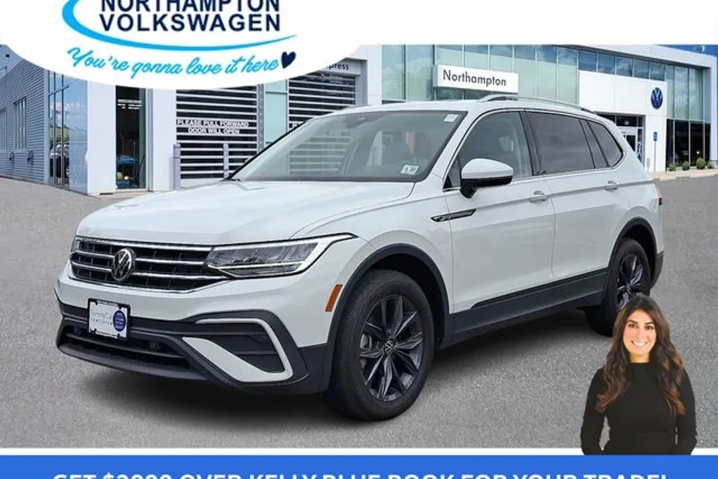 2022 Volkswagen Tiguan SE photo 1