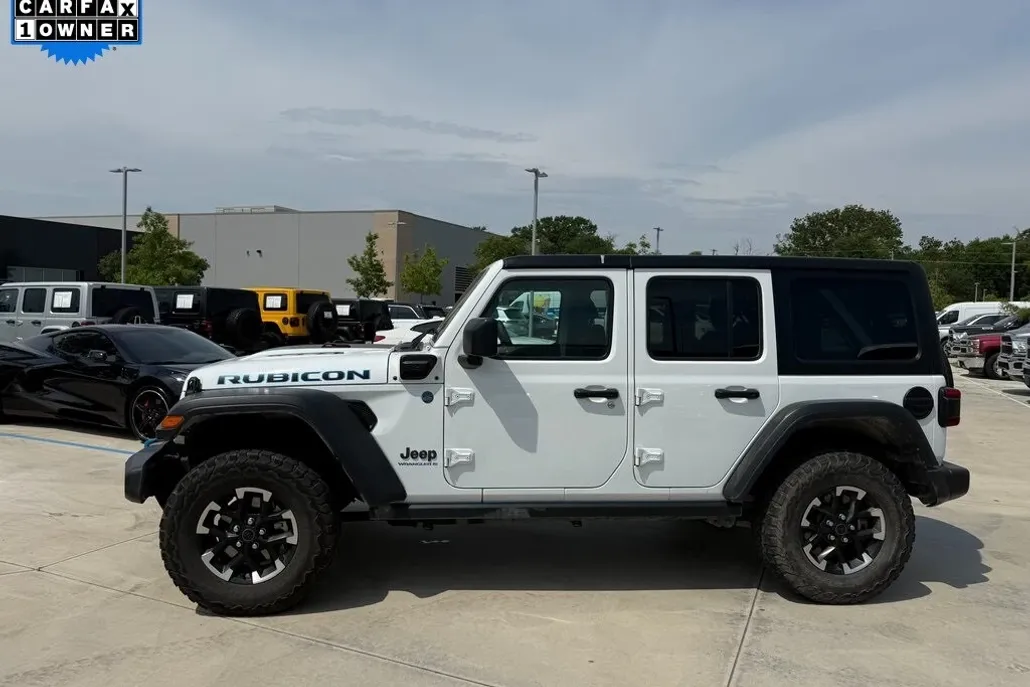 2024 Jeep Wrangler Rubicon 4xe photo 1