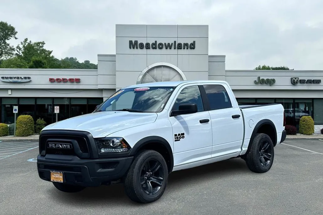 2022 Ram 1500 Classic Warlock photo 1
