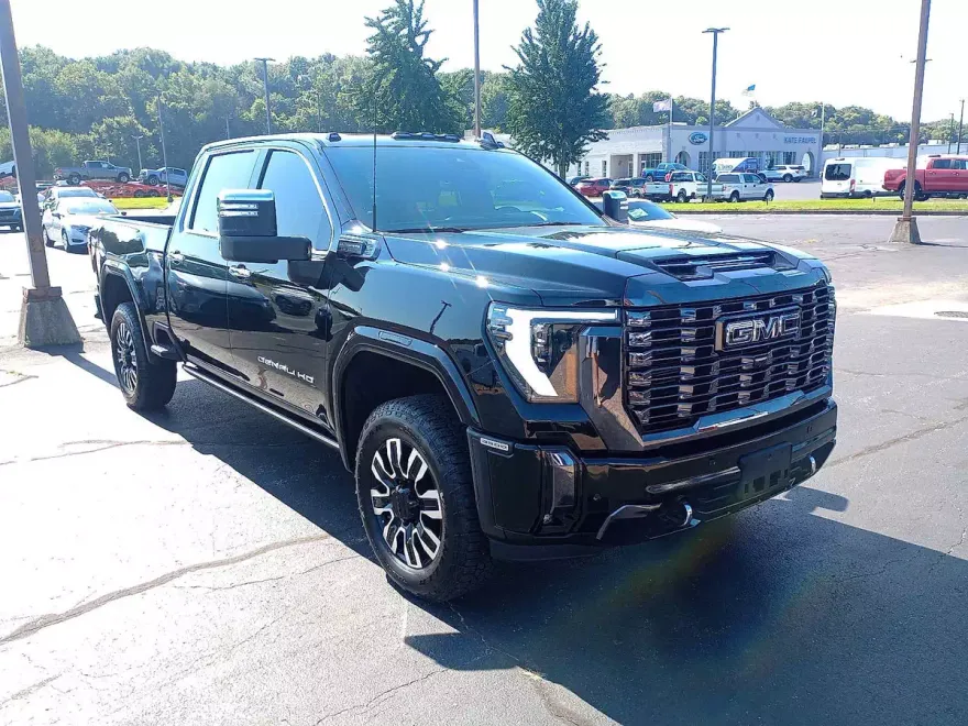 2024 Gmc Sierra HD Denali Ultimate photo 1