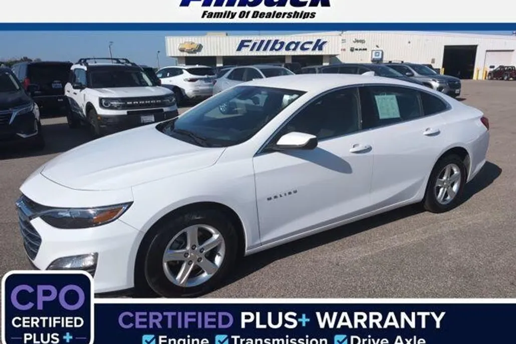 2024 Chevrolet Malibu 1LT photo 1
