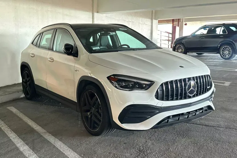 2022 Mercedes Benz GLA 35 AMG 4MATIC photo 1
