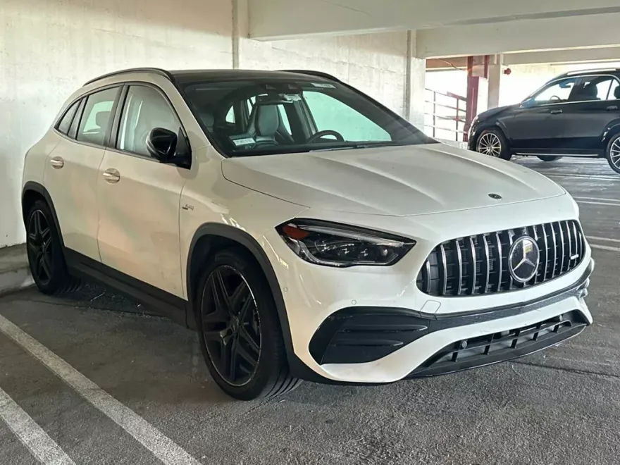 2022 Mercedes Benz GLA 35 AMG 4MATIC photo 1