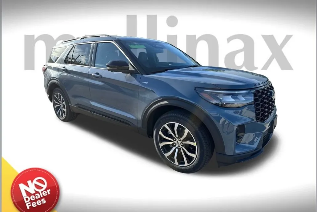 2025 Ford Explorer ST-Line photo 1
