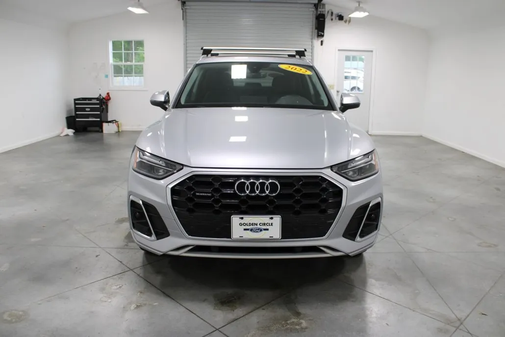 2022 Audi Q5 45 S line Premium photo 1