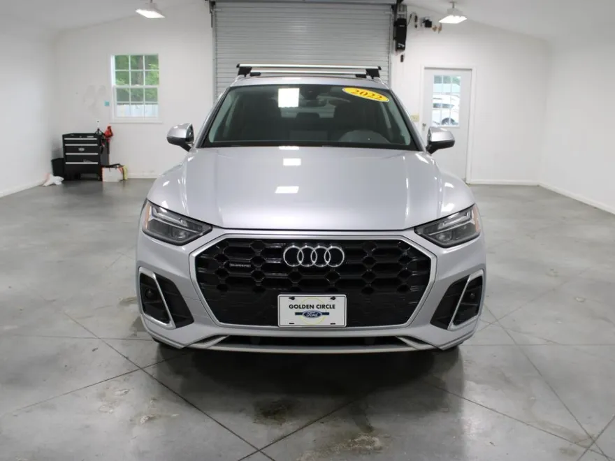 2022 Audi Q5 45 S line Premium photo 1