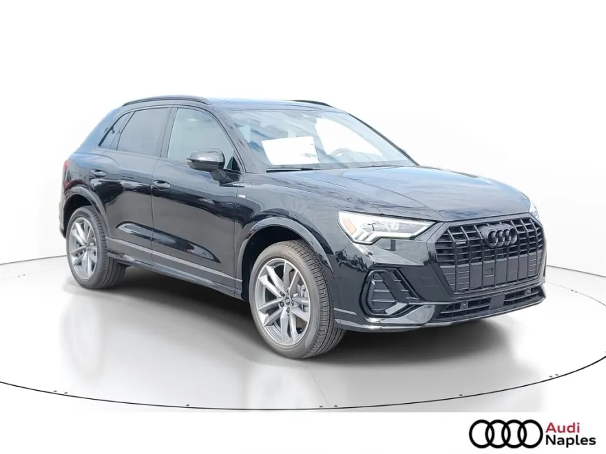 2025 Audi Q3 S line Premium photo 1