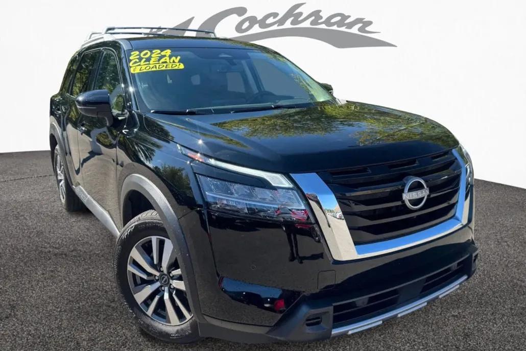 2024 Nissan Pathfinder SL photo 1
