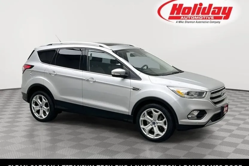 2017 Ford Escape Titanium photo 1