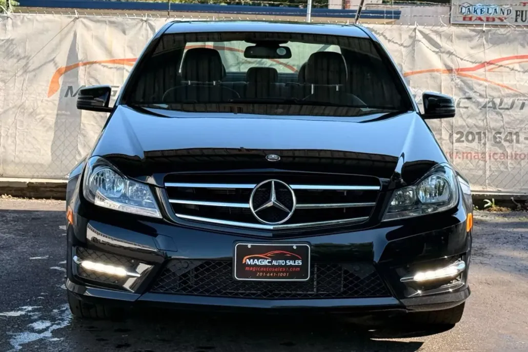 2014 Mercedes Benz C 300 4MATIC Sport Sedan photo 1