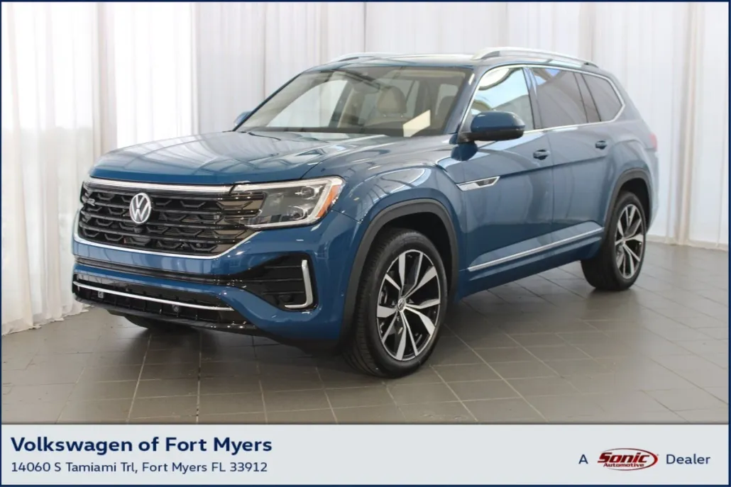 2026 Volkswagen Atlas SEL Premium R-Line photo 1