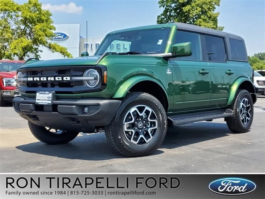 2025 Ford Bronco Outer Banks photo 1