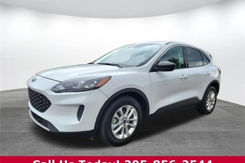 2022 Ford Escape Hybrid SE photo 1