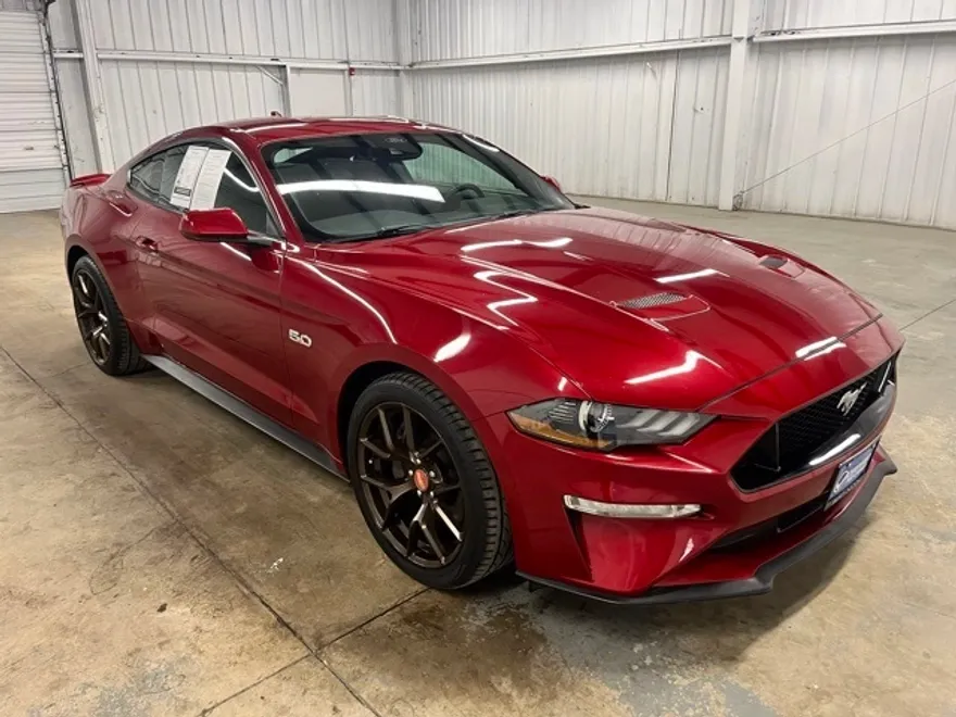 2021 Ford Mustang GT photo 1