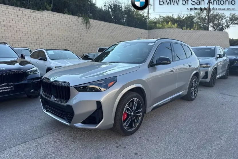 2025 Bmw X1 XDrive28i photo 1