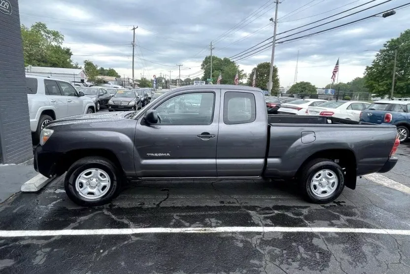 2014 Toyota Tacoma Access Cab photo 1