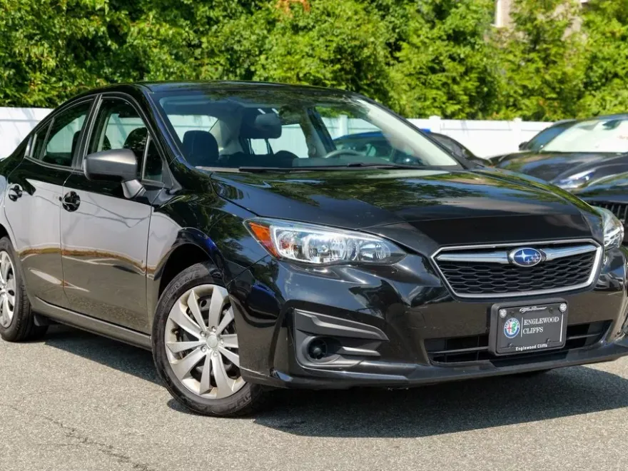 2019 Subaru Impreza 2.0i photo 1