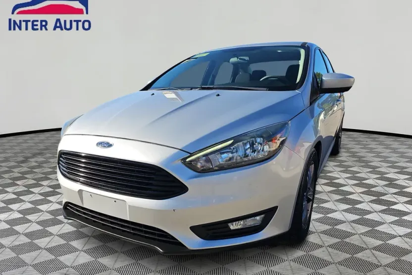 2018 Ford Focus Sedan photo 1