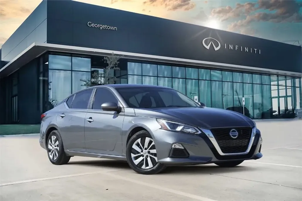2020 Nissan Altima 2.5 S photo 1