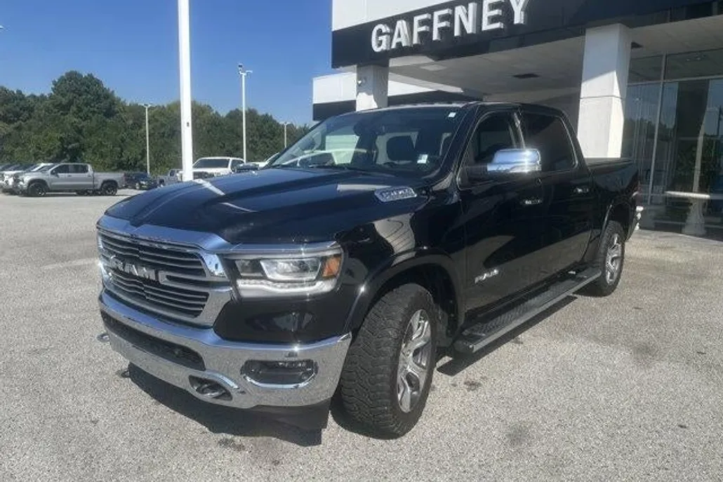2020 Ram 1500 Laramie photo 1