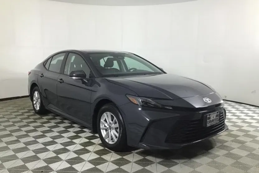 2025 Toyota Camry LE photo 1