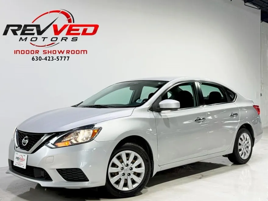 2018 Nissan Sentra photo 1