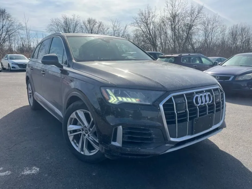 2023 Audi Q7 55 Prestige photo 1