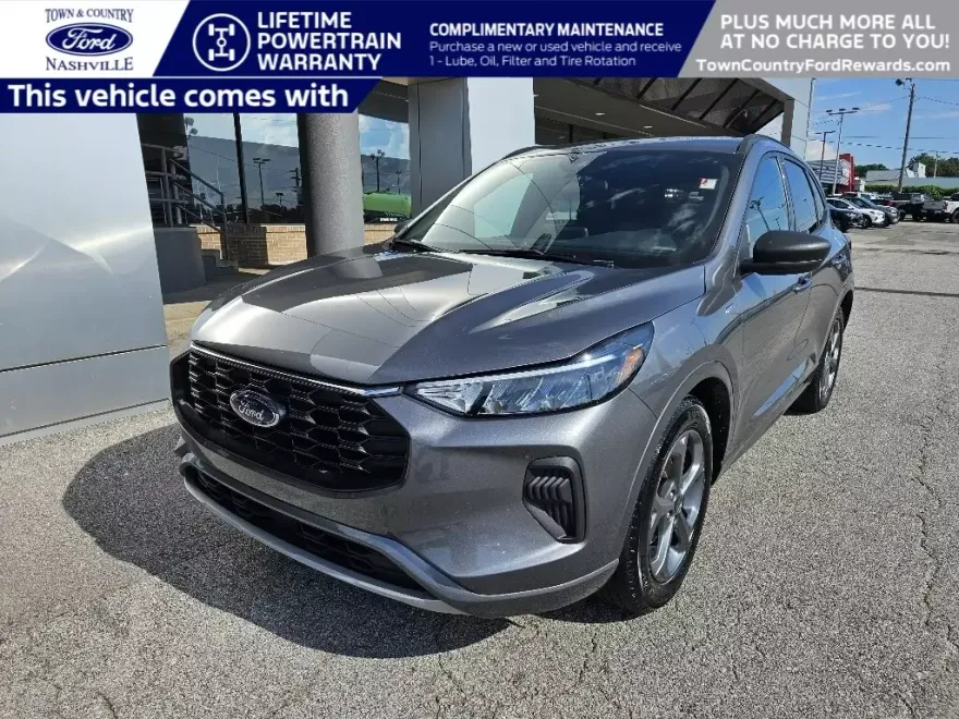 2024 Ford Escape ST-Line photo 1