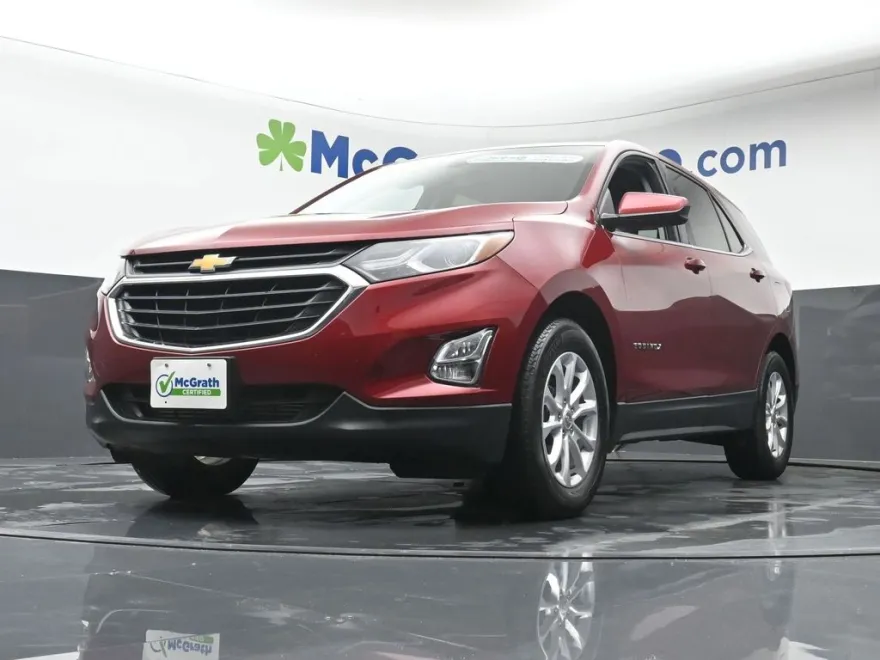 2020 Chevrolet Equinox LT photo 1
