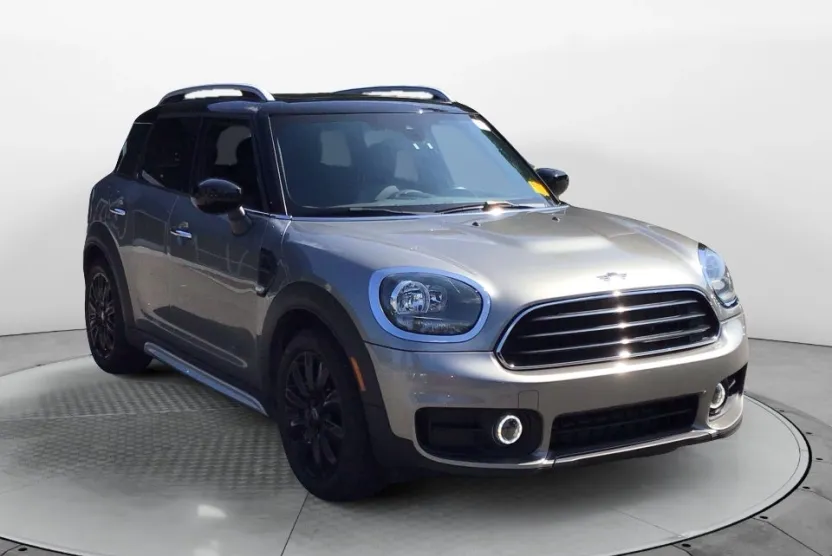 2020 Mini Countryman Oxford Edition photo 1