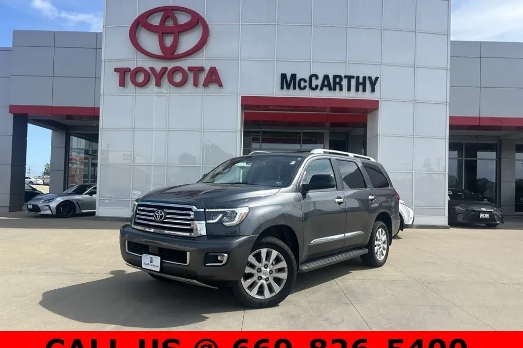 2018 Toyota Sequoia Platinum photo 1