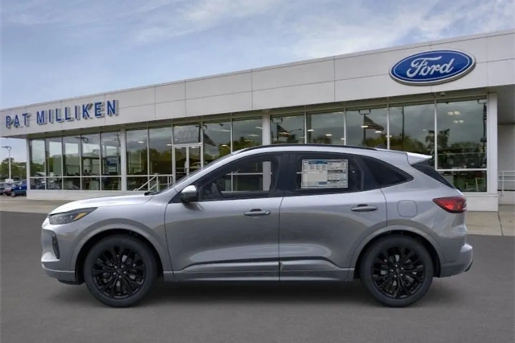 2026 Ford Escape ST-Line Elite photo 1