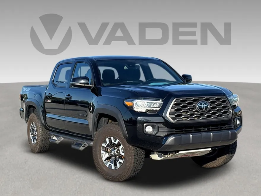2022 Toyota Tacoma 4x4 SR photo 1