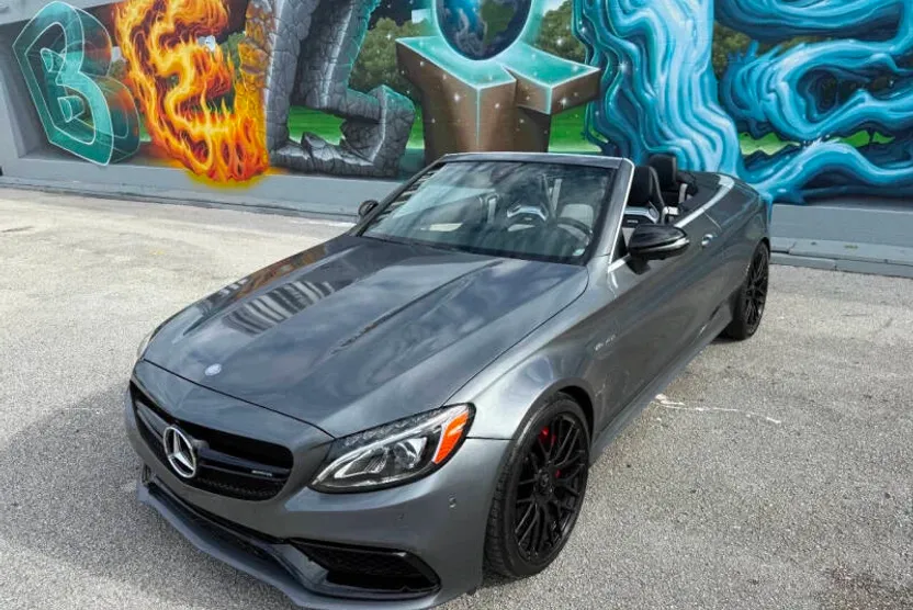 2017 Mercedes Benz C AMG 63 S photo 1