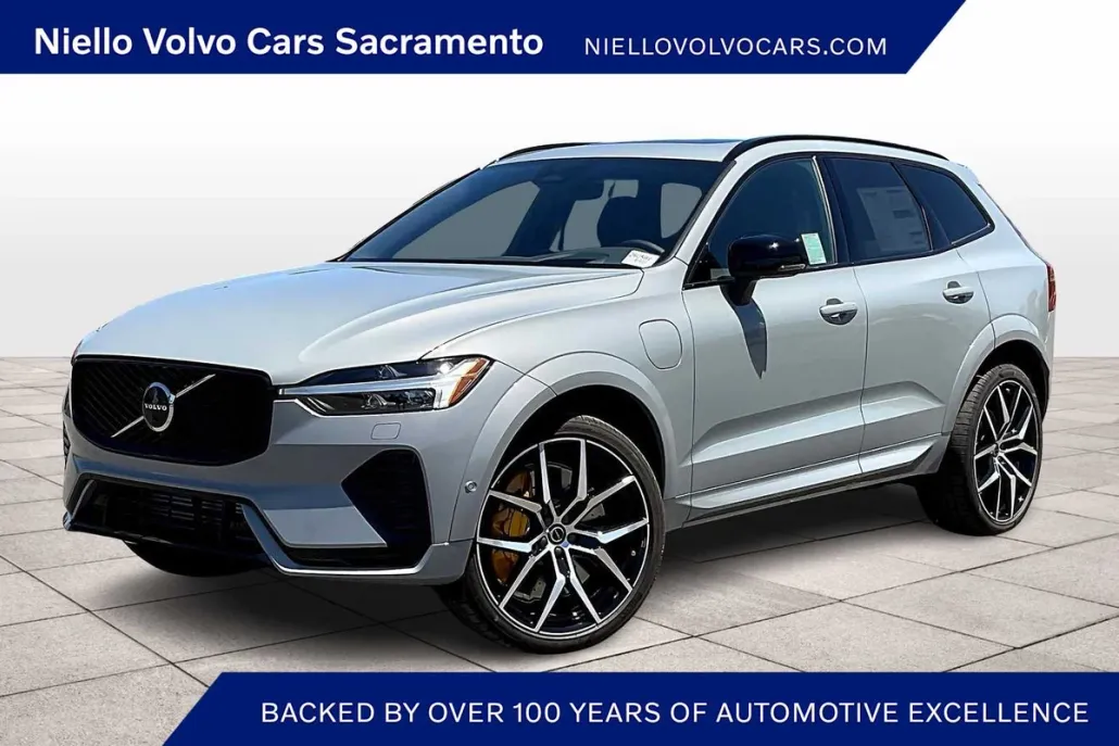 2026 Volvo XC60 T8 Polestar photo 1
