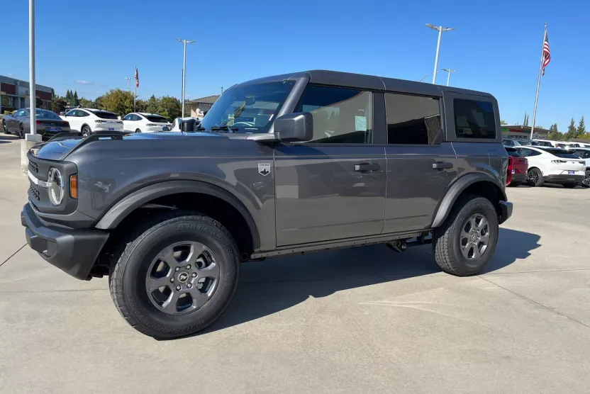 2025 Ford Bronco Big Bend photo 1