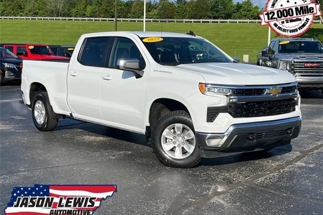 2023 Chevrolet Silverado 1500 LT photo 1