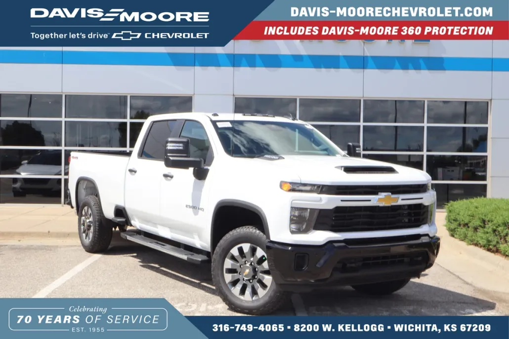 2025 Chevrolet Silverado 2500HD Custom photo 1