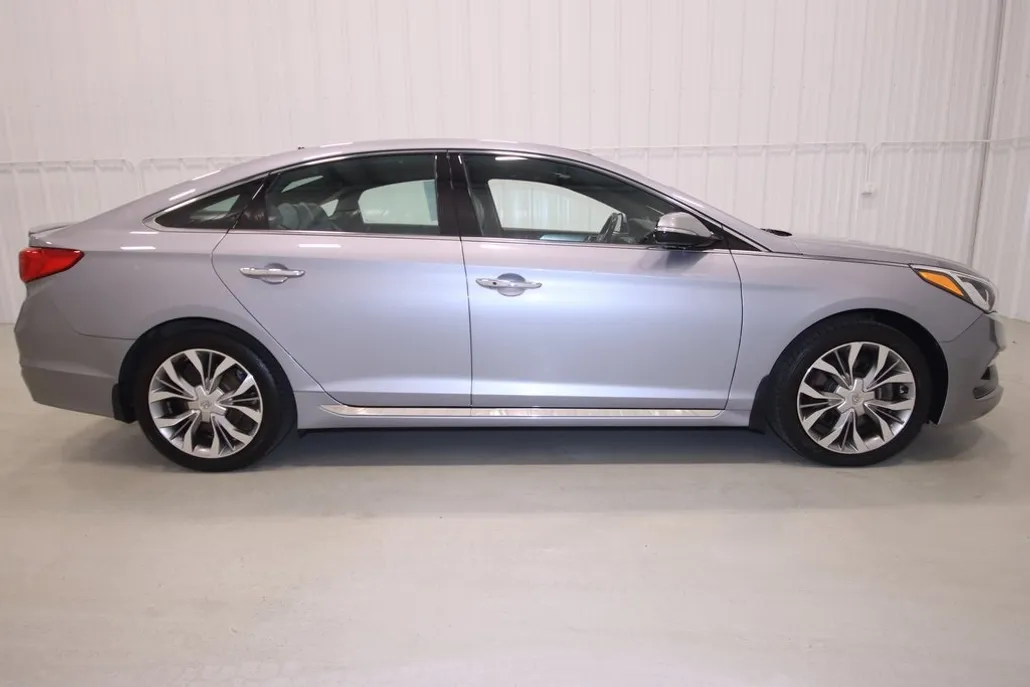 2015 Hyundai Sonata Limited photo 1
